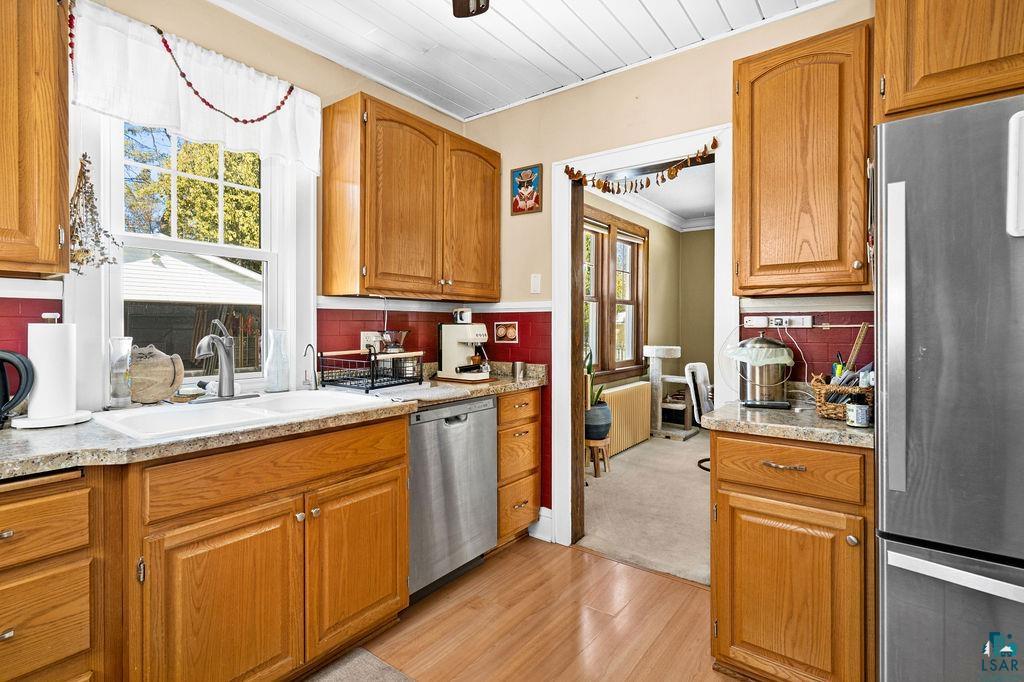 233 West Kent Road Duluth, MN 55812 - Photo 16 of 39