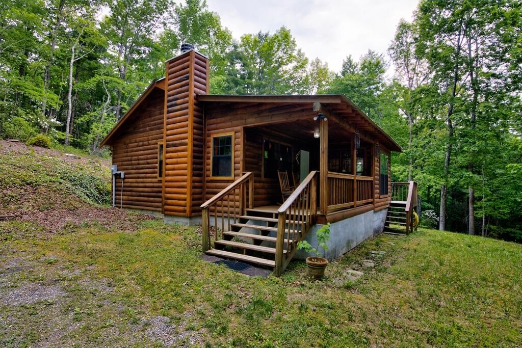 216 Smithfield Road Tellico Plains, TN 37385 - Photo 1 of 34 Gallery Image 1