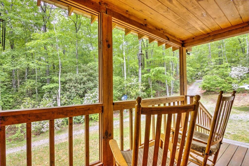 216 Smithfield Road Tellico Plains, TN 37385 - Photo 28 of 34 Gallery Image 28