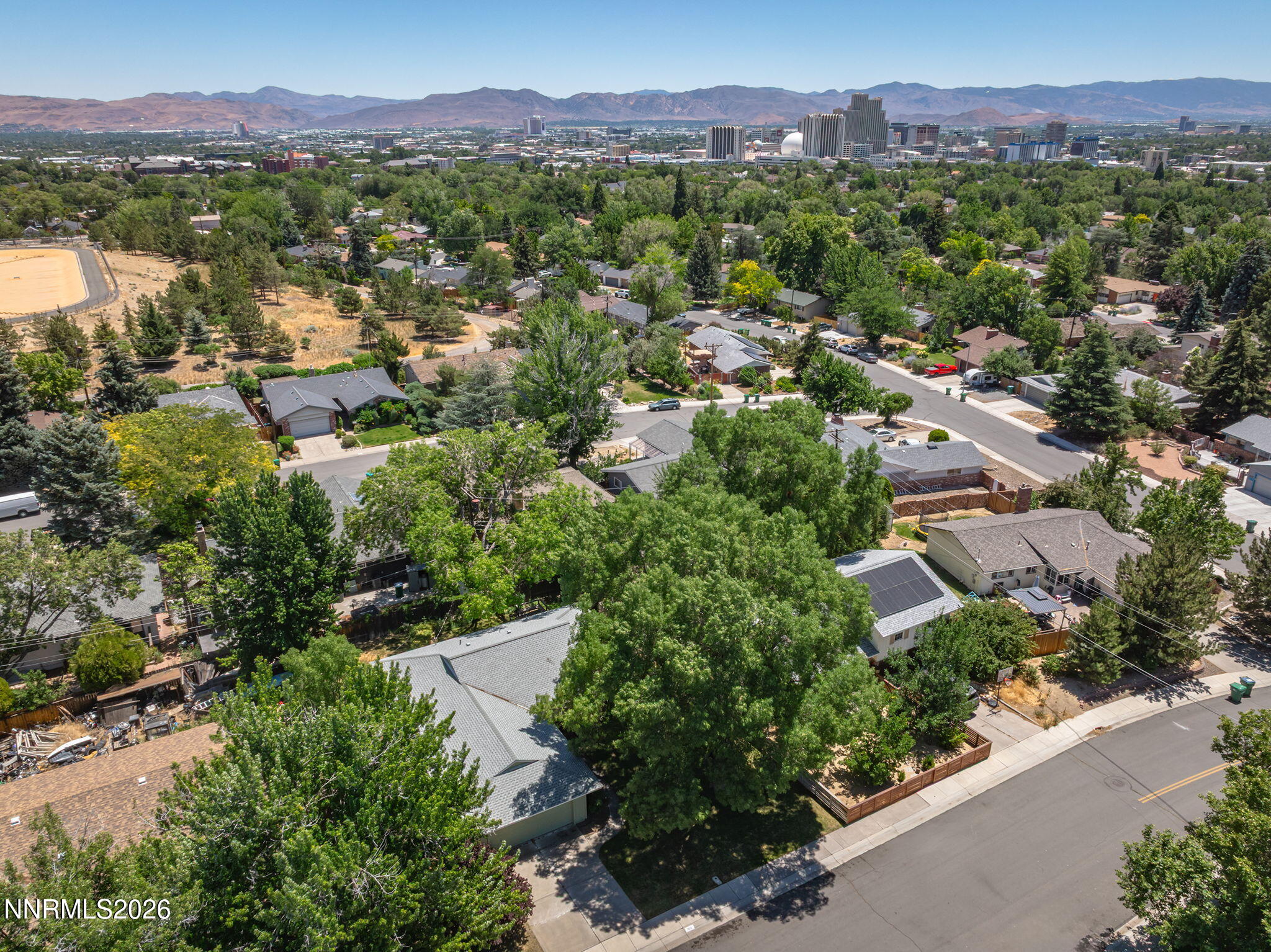 1310 Earl Drive Reno, NV 89503 - Photo 44 of 53 48-web-or-mls-DJI_0883