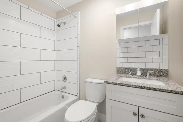 $2,250 | 9 Dyer Court, Unit A5, Danvers, MA 01923