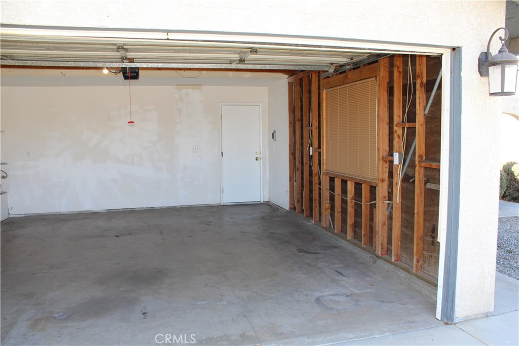 12426 Redwing Road, Unit A Apple Valley, CA 92308 - Photo 31 of 33 Gallery Image 31