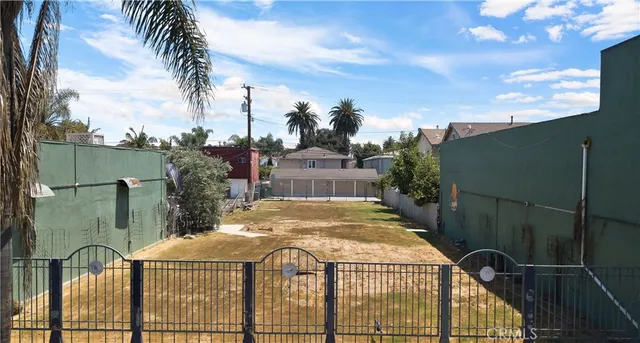 $650,000 | 2044 Pacific Avenue, Long Beach, CA 90806