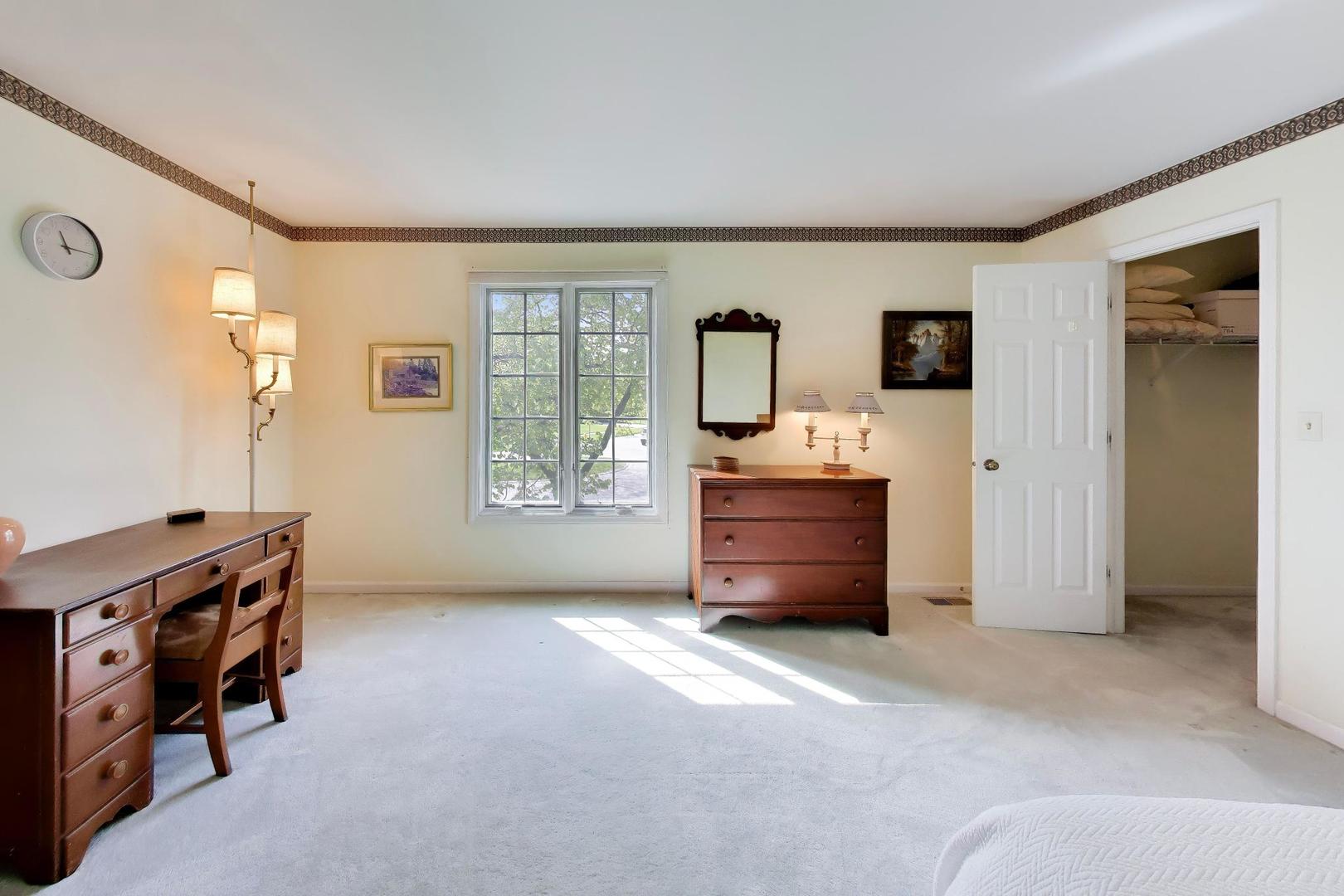 1038 Elmdale Road Glenview, IL 60025 - Photo 20 of 34