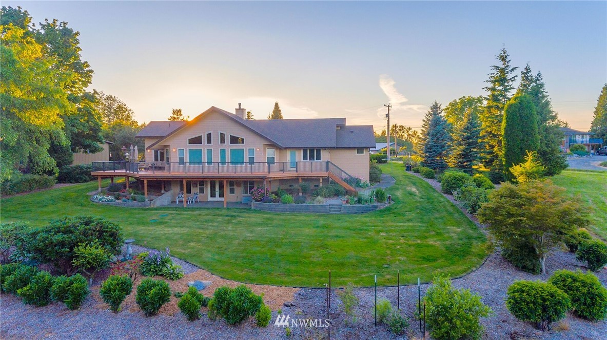 2767 Douglas Road Ferndale, WA 98248 - Photo 1 of 25 Gallery Image 1