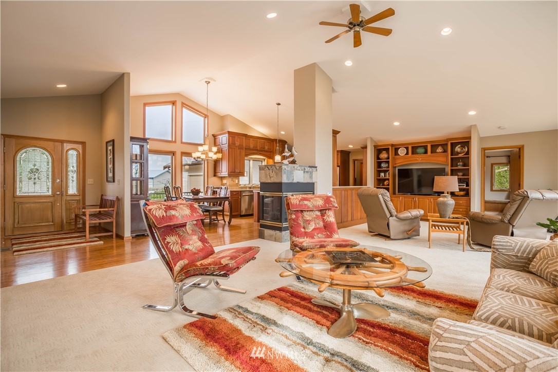 2767 Douglas Road Ferndale, WA 98248 - Photo 12 of 25 Gallery Image 12
