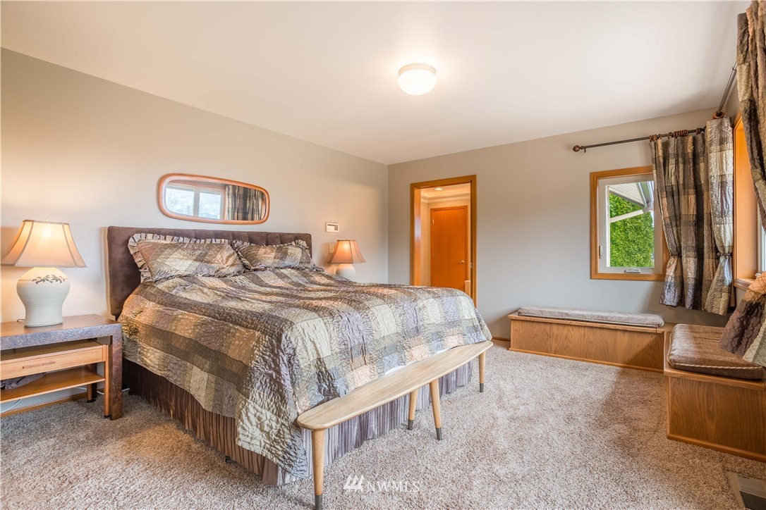 2767 Douglas Road Ferndale, WA 98248 - Photo 13 of 25 Gallery Image 13