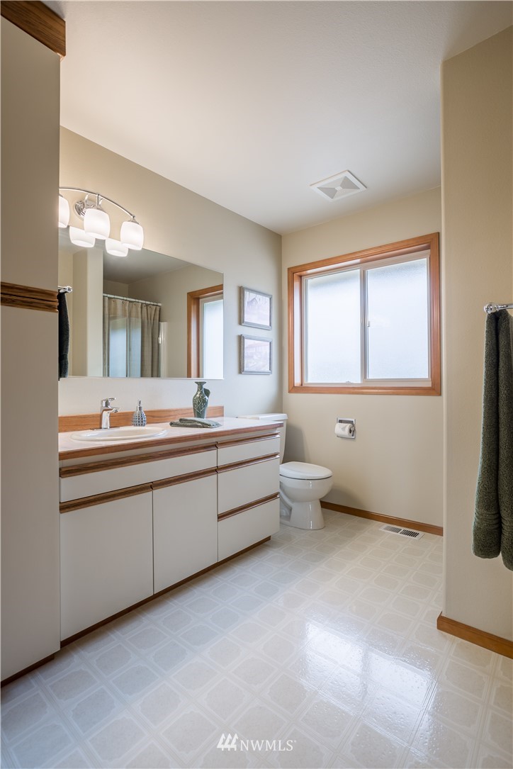 2767 Douglas Road Ferndale, WA 98248 - Photo 21 of 25 Gallery Image 21