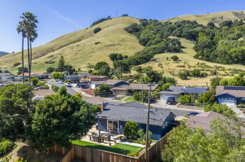 $1,049,000 | 115 Daryl Avenue, Novato, CA 94947