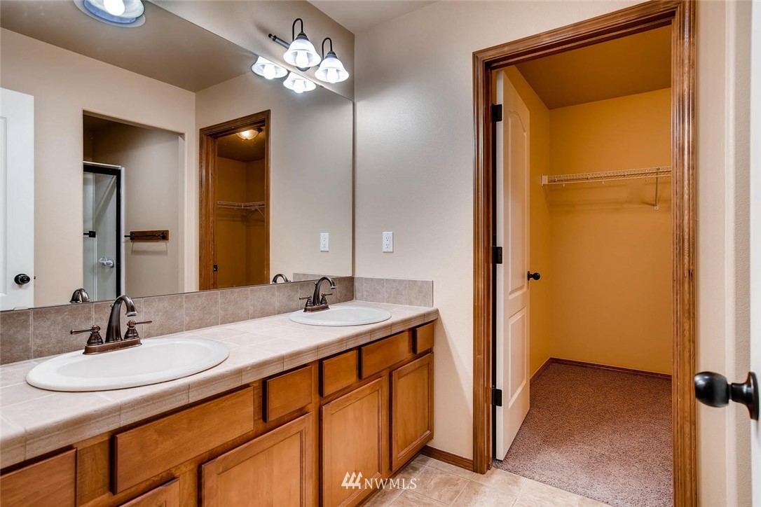 202 196th Place Southwest Bothell, WA 98012 - Photo 18 of 25