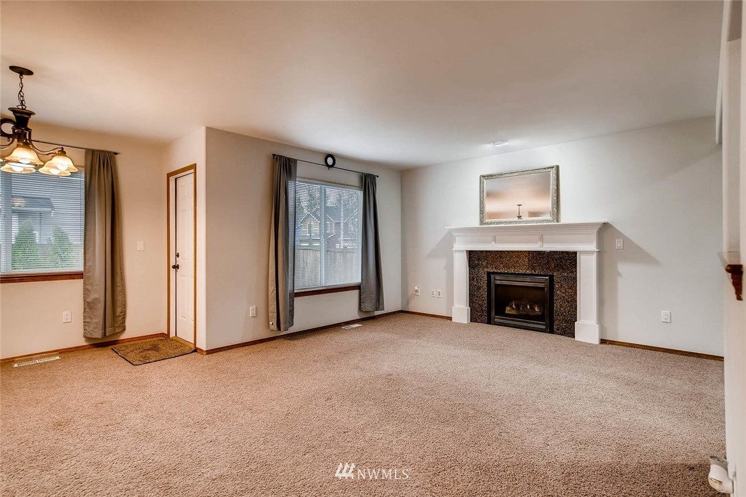 202 196th Place Southwest Bothell, WA 98012 - Photo 4 of 25