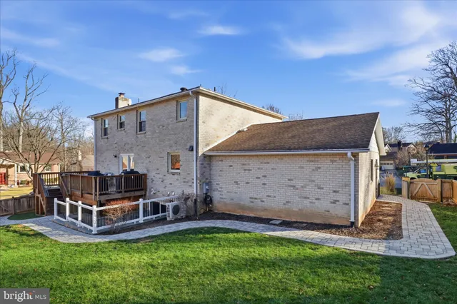 $1,050,000 | 9712 Klimt Court, Burke, VA 22015