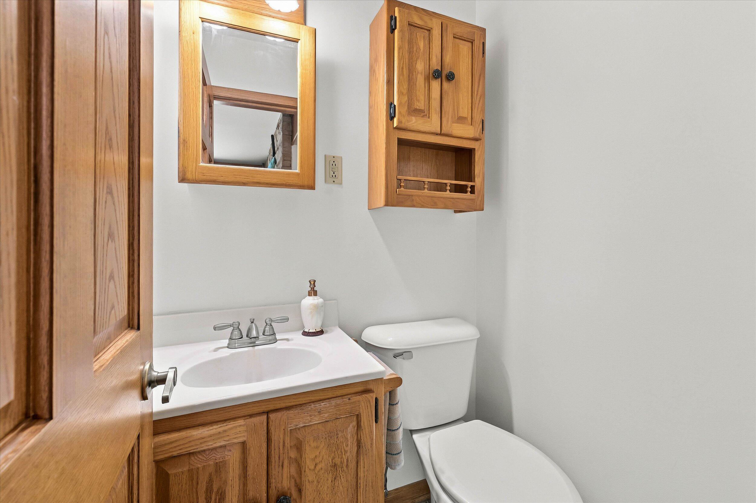 3835 West 5 1/2 Mile Road Raymond, WI 53108 - Photo 12 of 35 13-Half Bath