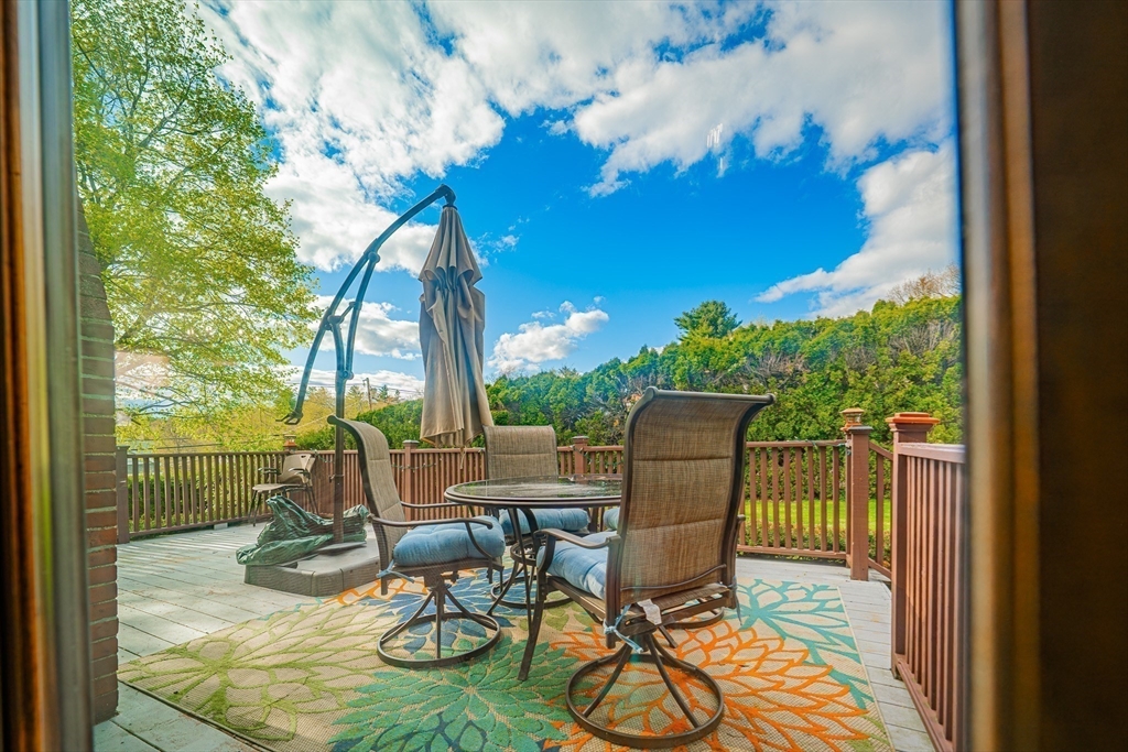 257 Ashby State Road Fitchburg, MA 01420 - Photo 7 of 29
