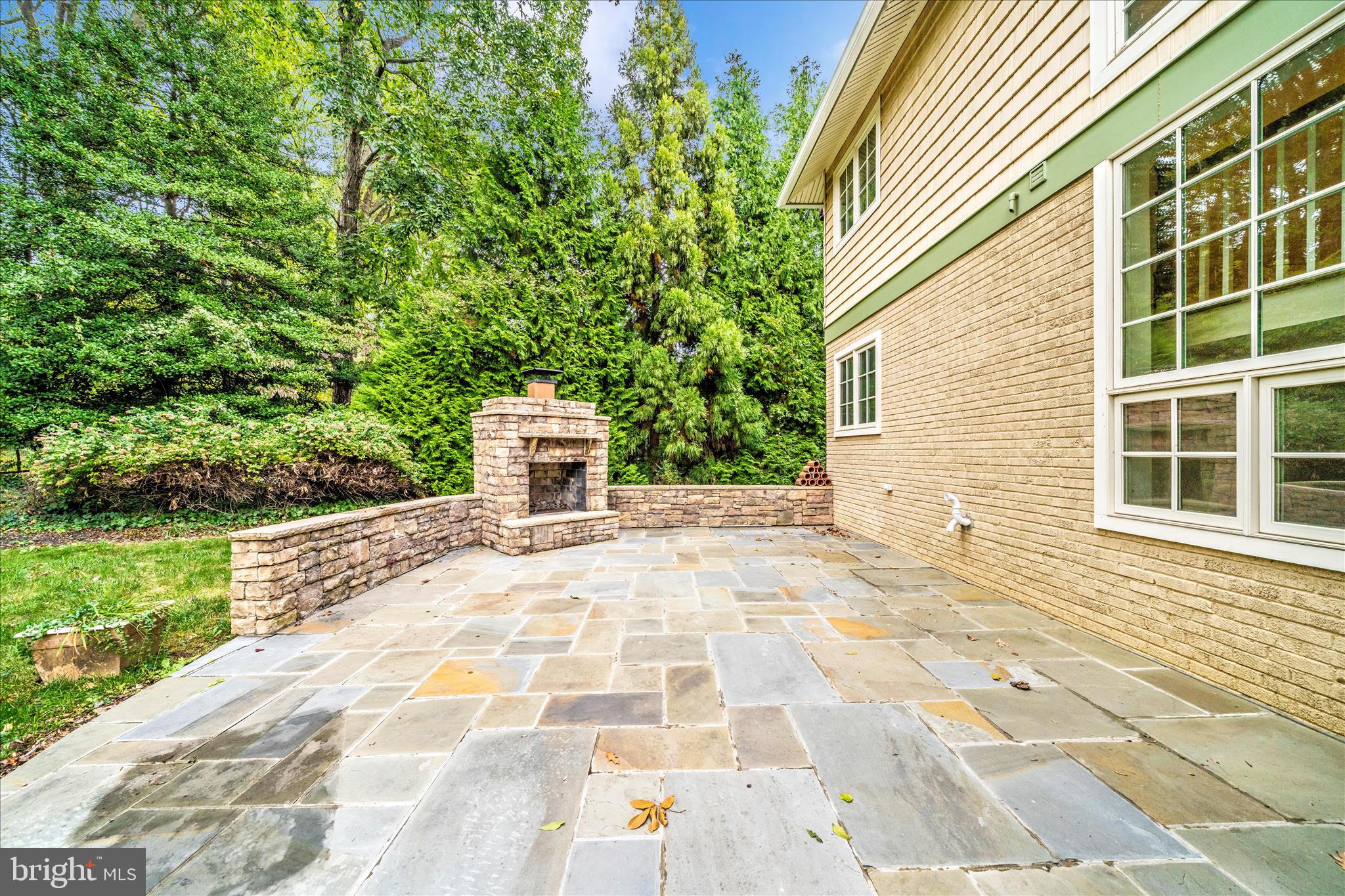 1925 Pagebrook Road Silver Spring, MD 20903 - Photo 49 of 60 Exterior Back