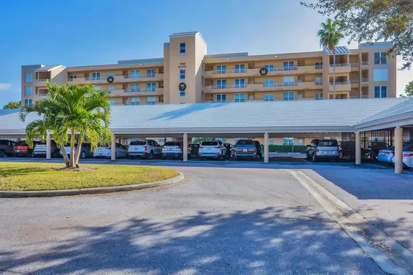 $195,000 | 3740 Pinebrook Circle, Unit 604, Bradenton, FL 34209