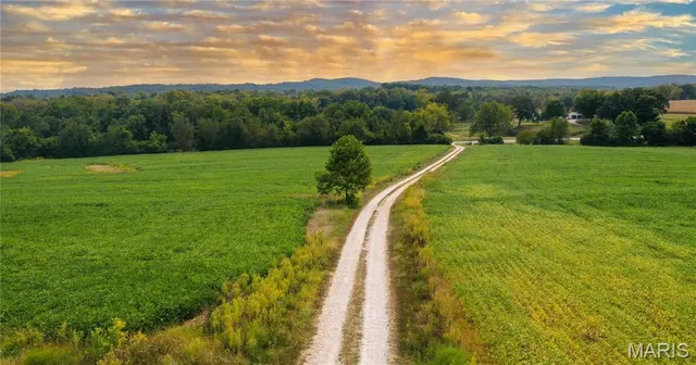 $1,784,850 | 1677 Highway B Elsberry Mo 63343, Elsberry, MO 63343