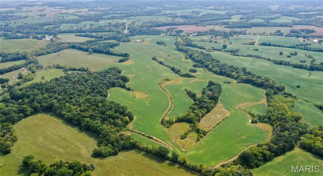 $1,784,850 | 1677 Highway B Elsberry Mo 63343, Elsberry, MO 63343