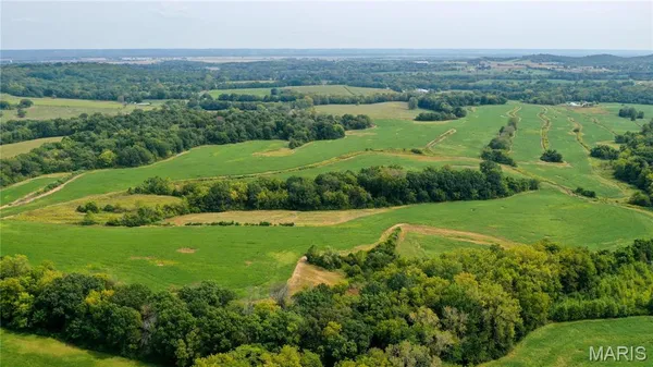 $1,670,750 | 1677 Highway B Elsberry Mo 63343, Elsberry, MO 63343