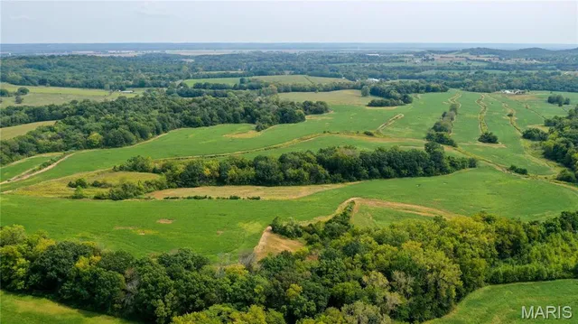 $1,784,850 | 1677 Highway B Elsberry Mo 63343, Elsberry, MO 63343