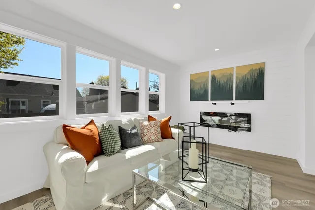 $658,000 | 8040 19th Avenue Northwest, Seattle, WA 98117