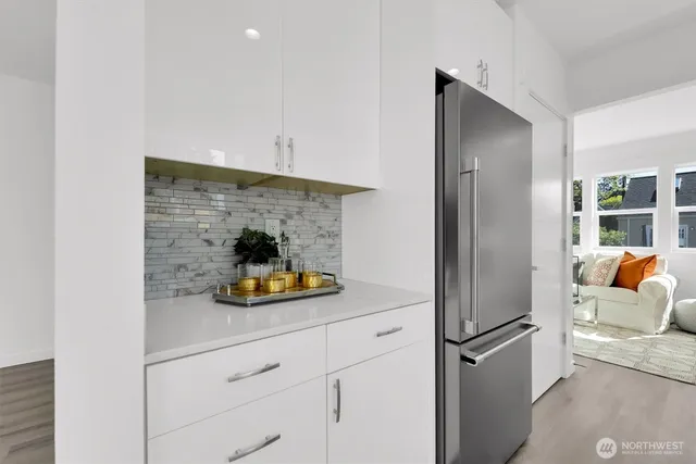 $658,000 | 8040 19th Avenue Northwest, Seattle, WA 98117