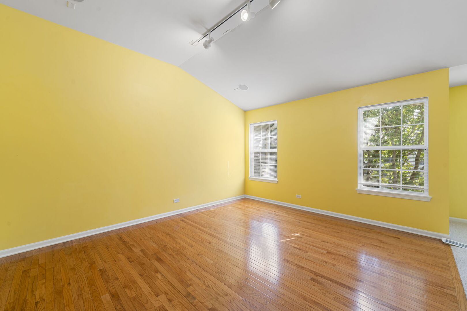 11 Bitter Spring Court Algonquin, IL 60102 - Photo 15 of 35