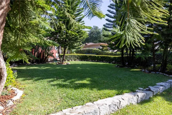 $2,100,000 | 703 Manzanita Avenue, Sierra Madre, CA 91024