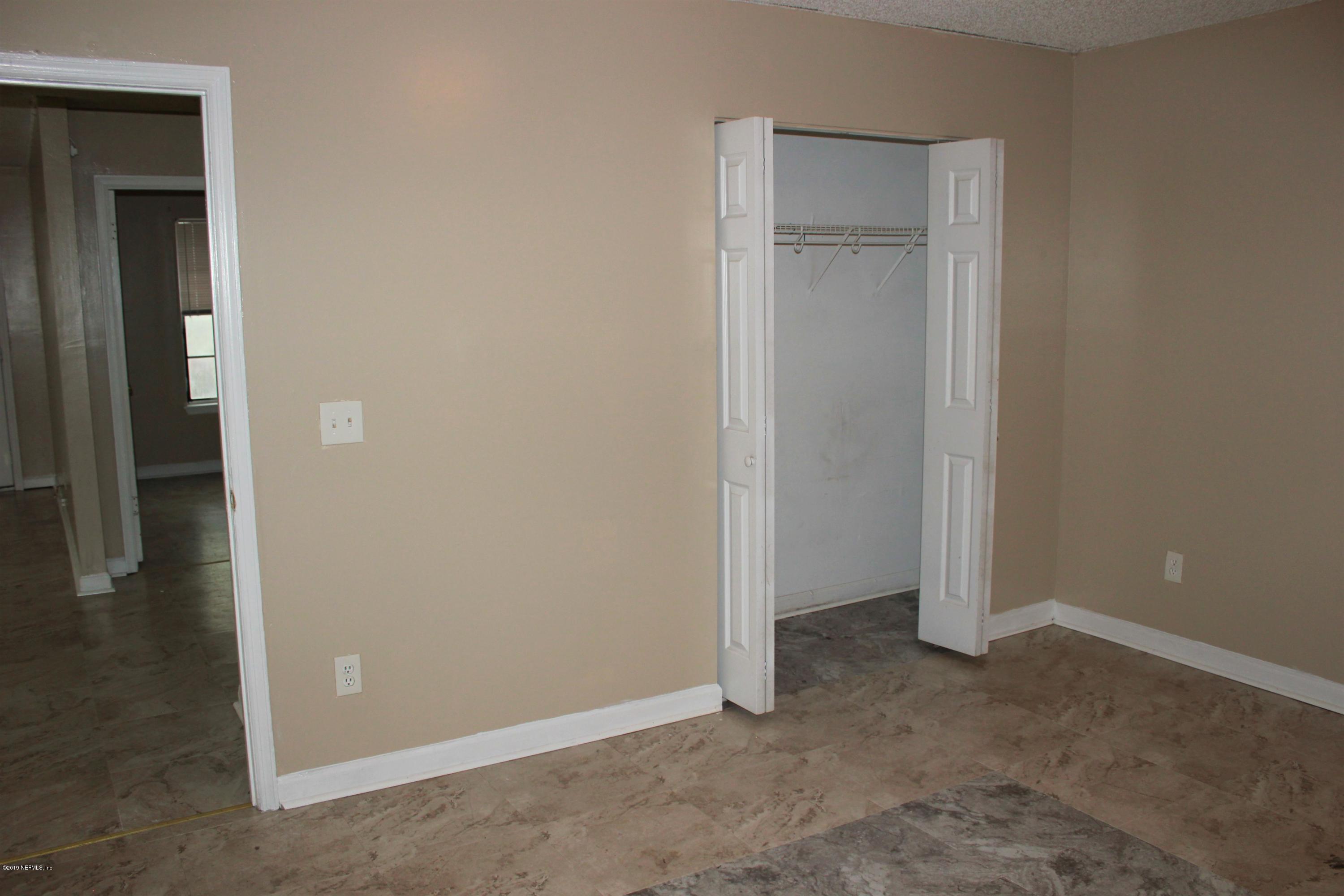 6310 Delacy Road, Unit 4 Jacksonville, FL 32244 - Photo 5 of 8 BR1.1