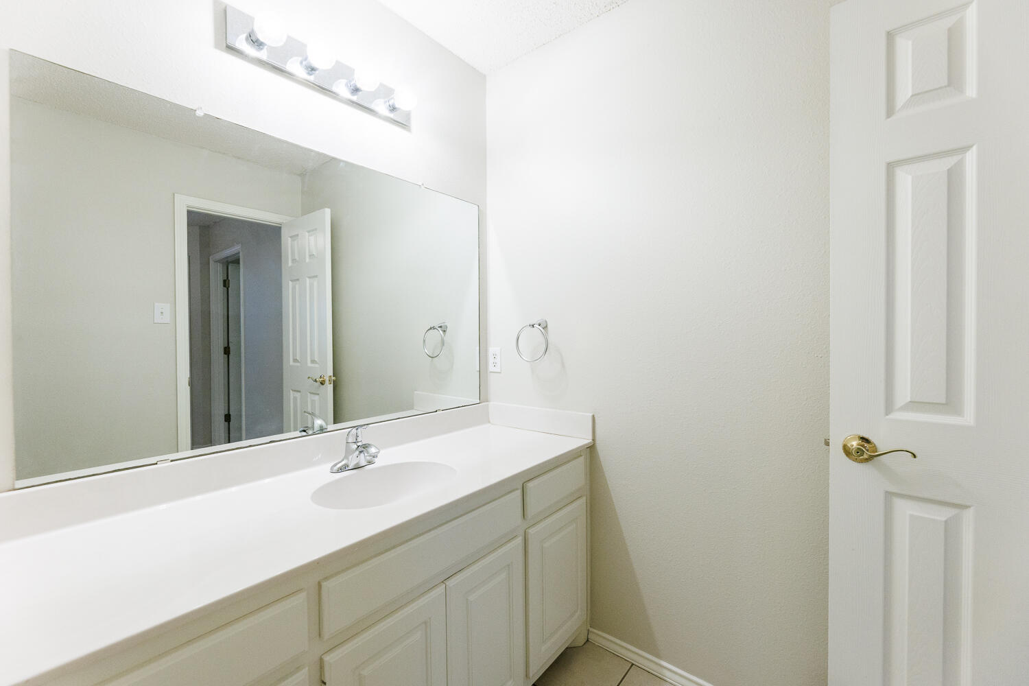 3102 109th Street, Unit A Lubbock, TX 79423 - Photo 29 of 53 3102 109th Unit A-45