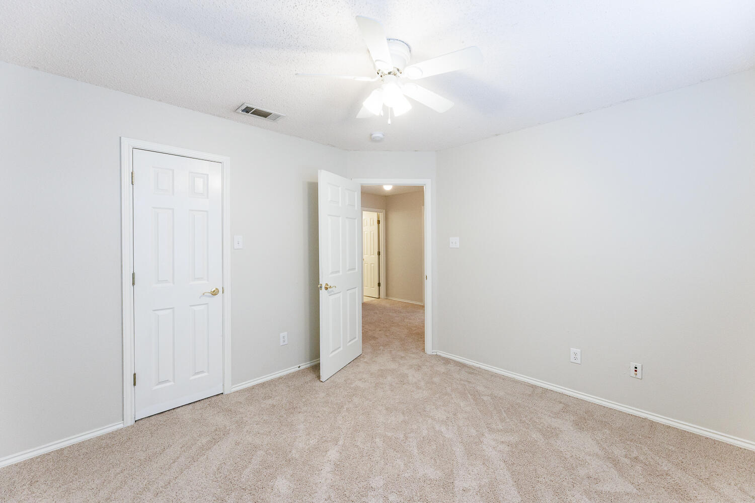 3102 109th Street, Unit A Lubbock, TX 79423 - Photo 45 of 53 3102 109th Unit A-50