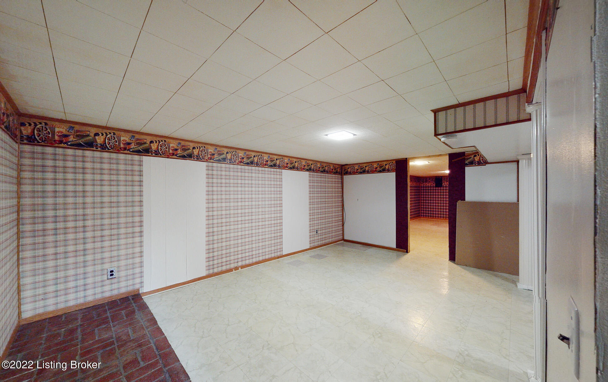 810 Flicker Road Louisville, KY 40214 - Photo 30 of 60 810-Flicker-Rd_030