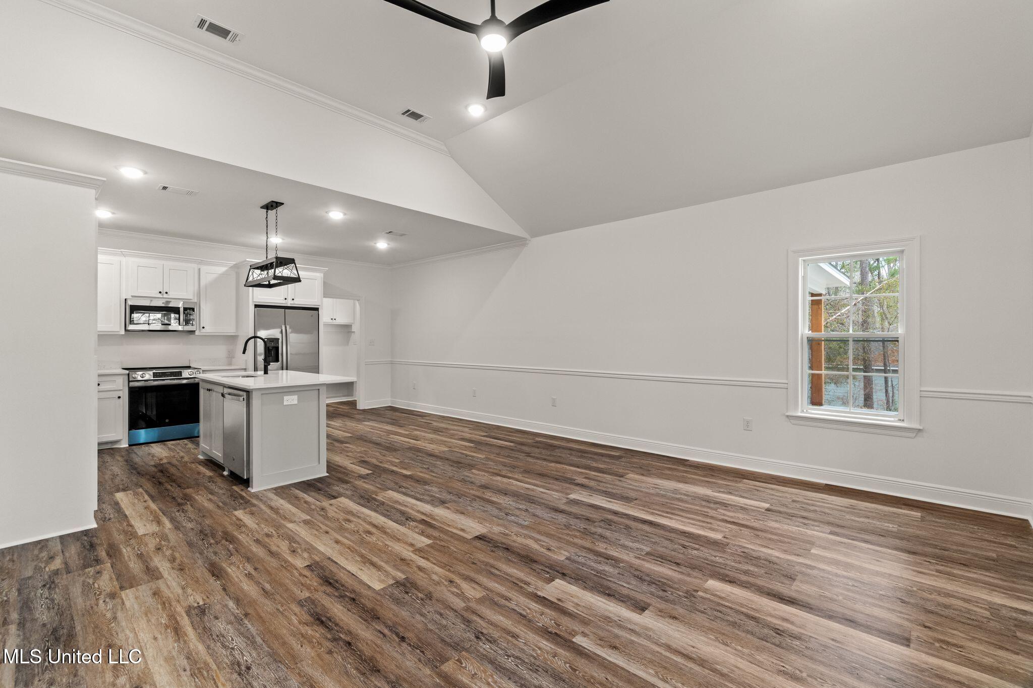 2461 Rocky Branch Road Sumrall, MS 39482 - Photo 8 of 33 2461_Rocky_Branch_Rd-8