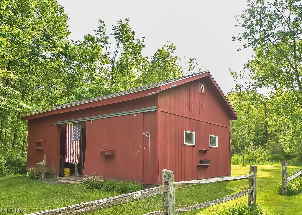 8982 Williams Road Chardon, OH 44024 - Photo 6 of 35