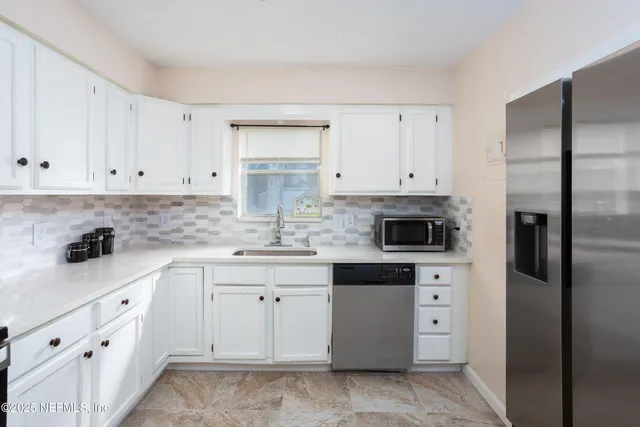 $375,000 | 200 1st Avenue, Welaka, FL 32193