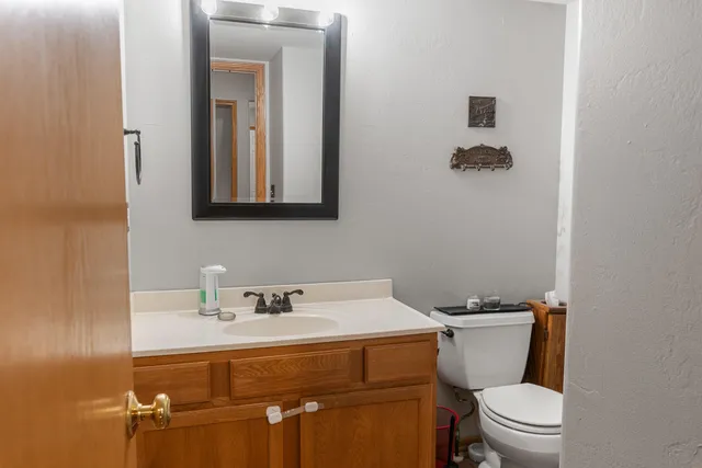 $469,900 | 226 Beatrice Drive, Hartford, WI 53027