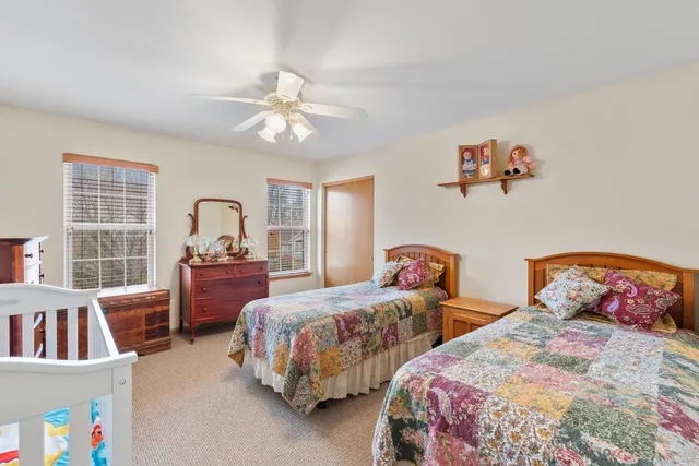 $469,900 | 226 Beatrice Drive, Hartford, WI 53027