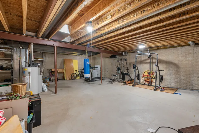 $469,900 | 226 Beatrice Drive, Hartford, WI 53027