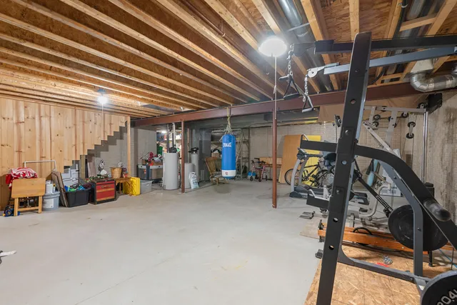 $469,900 | 226 Beatrice Drive, Hartford, WI 53027