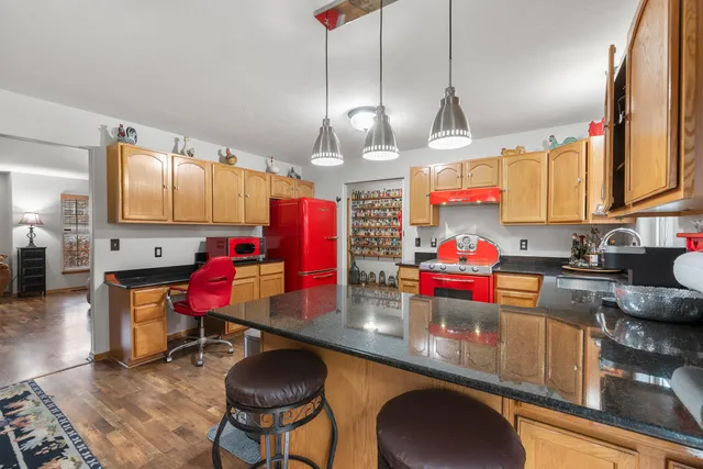 $469,900 | 226 Beatrice Drive, Hartford, WI 53027