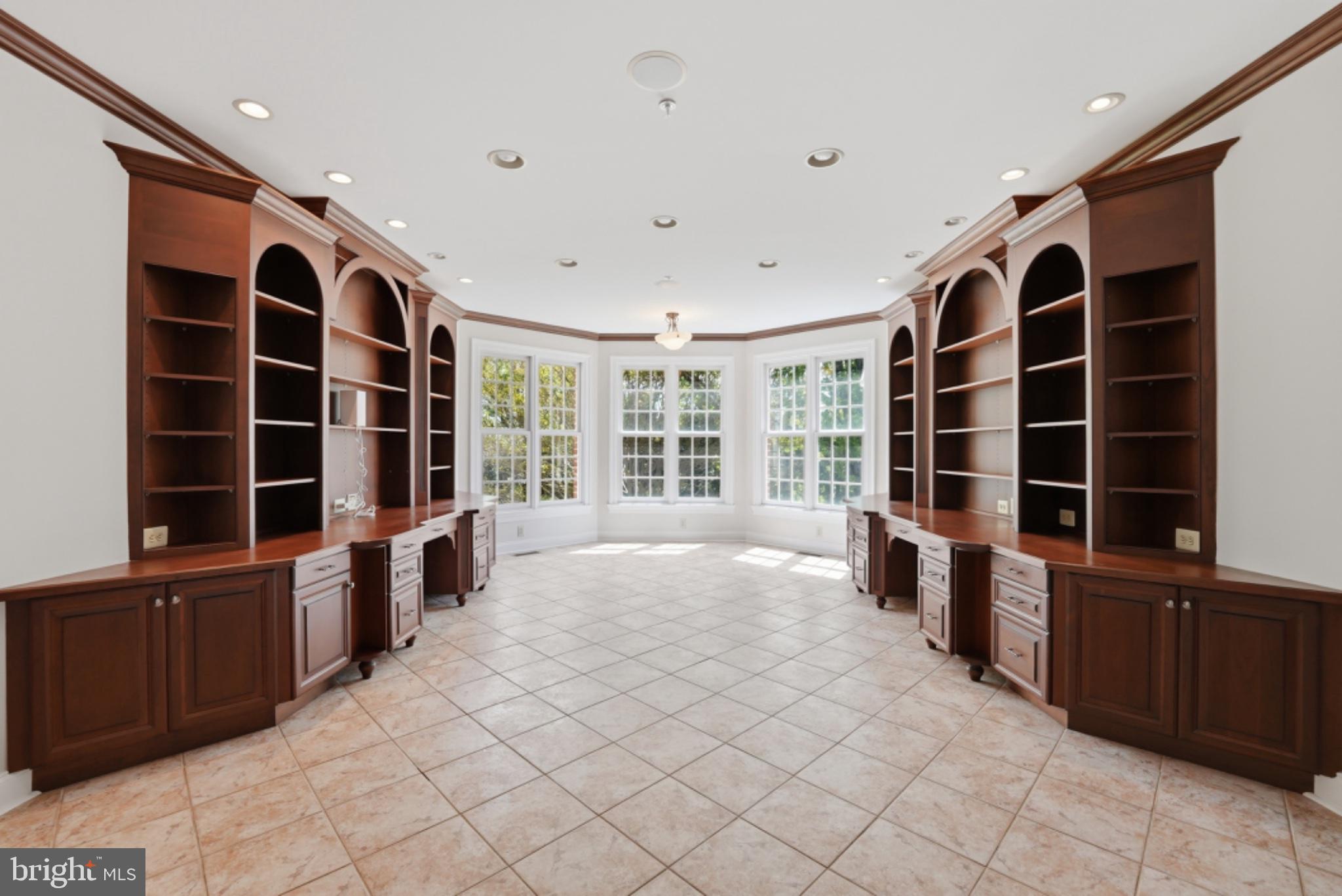 12705 Longwater Bowie, MD 20721 - Photo 26 of 89