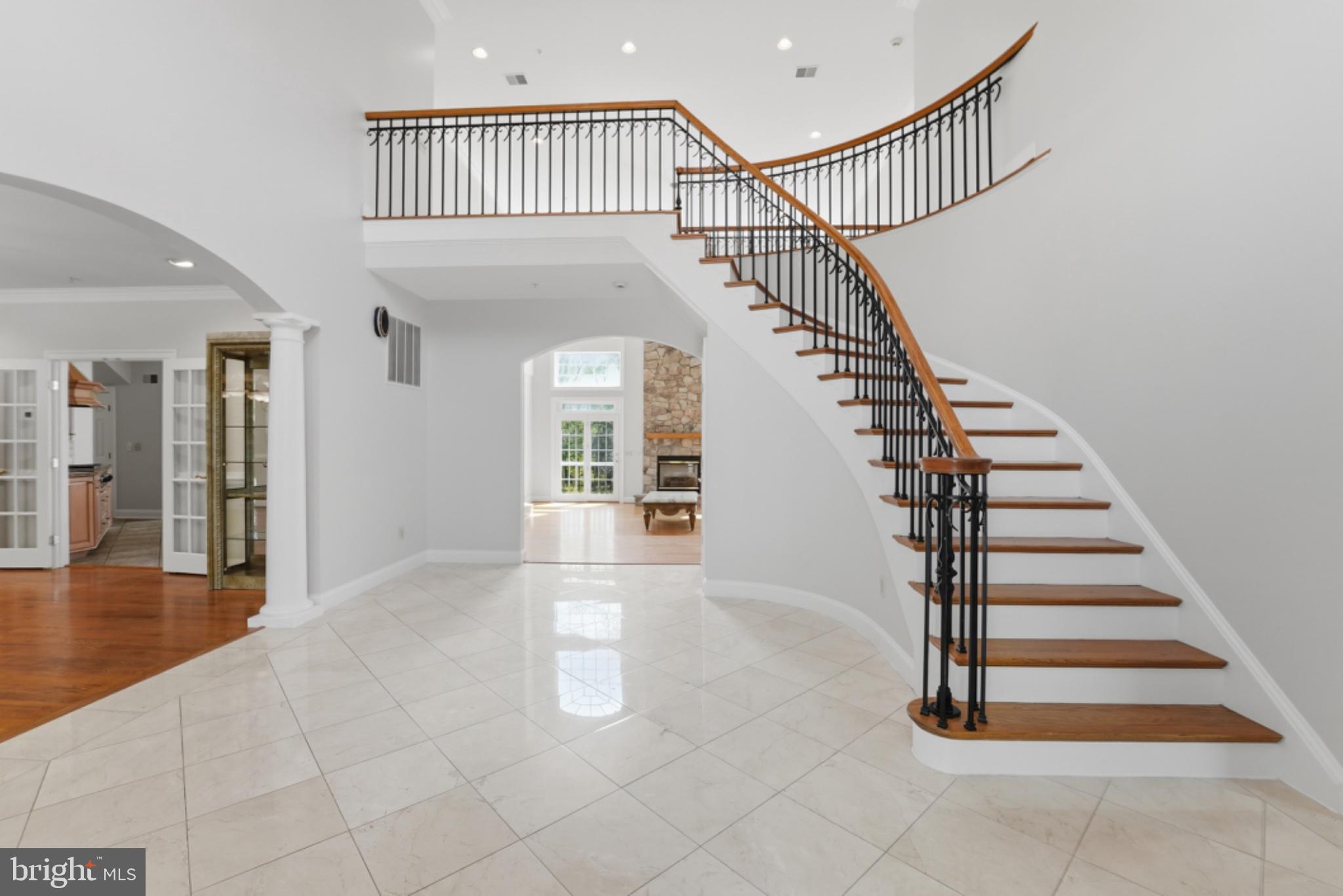 12705 Longwater Bowie, MD 20721 - Photo 6 of 89