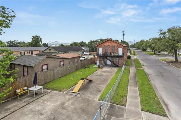 $1,150 | 700 Leboeuf Street, Unit A, New Orleans, LA 70114