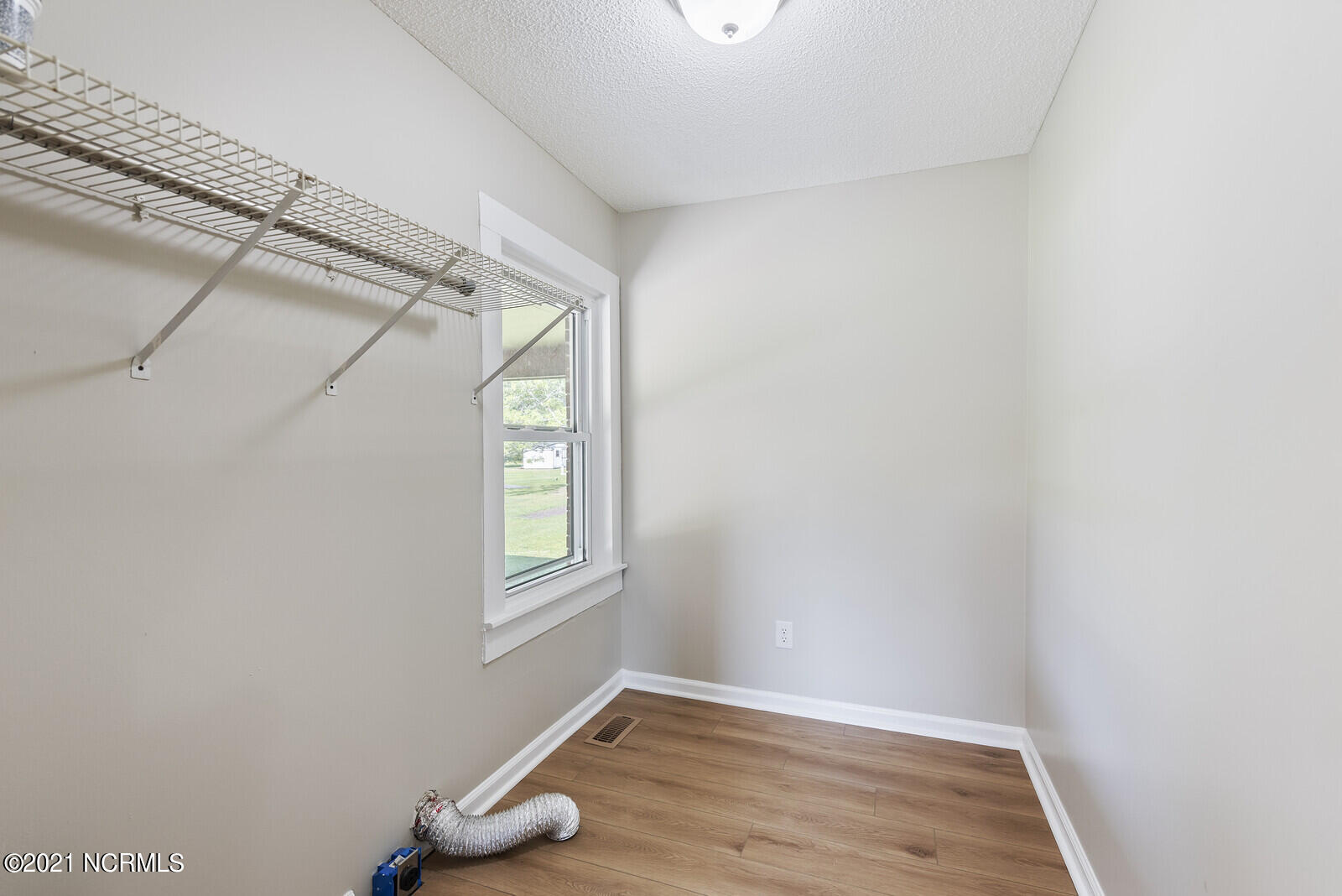 102 Tar Landing Road Holly Ridge, NC 28445 - Photo 16 of 28 16_Keller_Barry__DSC_0416_mls