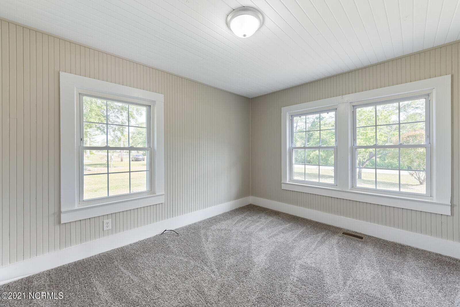 102 Tar Landing Road Holly Ridge, NC 28445 - Photo 17 of 28 17_Keller_Barry__DSC_0461_mls
