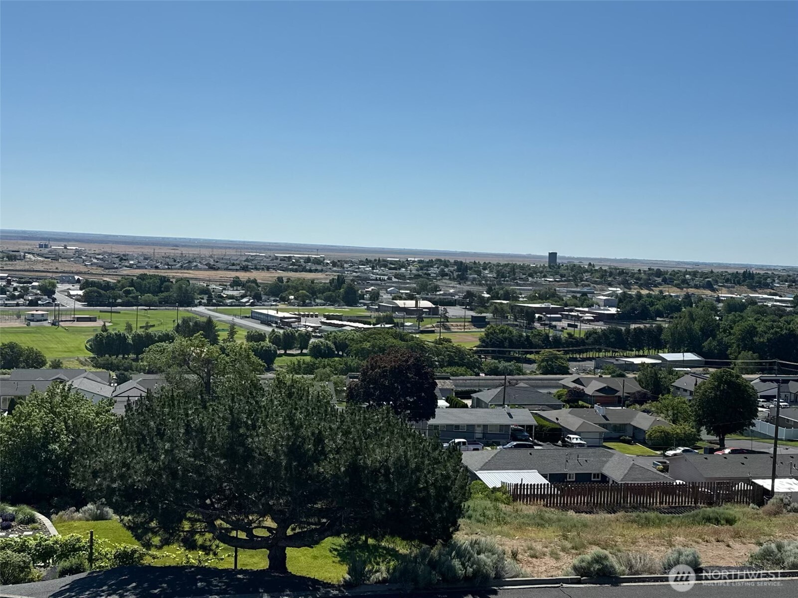 440 West Line Road Ephrata, WA 98823 - Photo 5 of 31 an aerial view of multiple house
