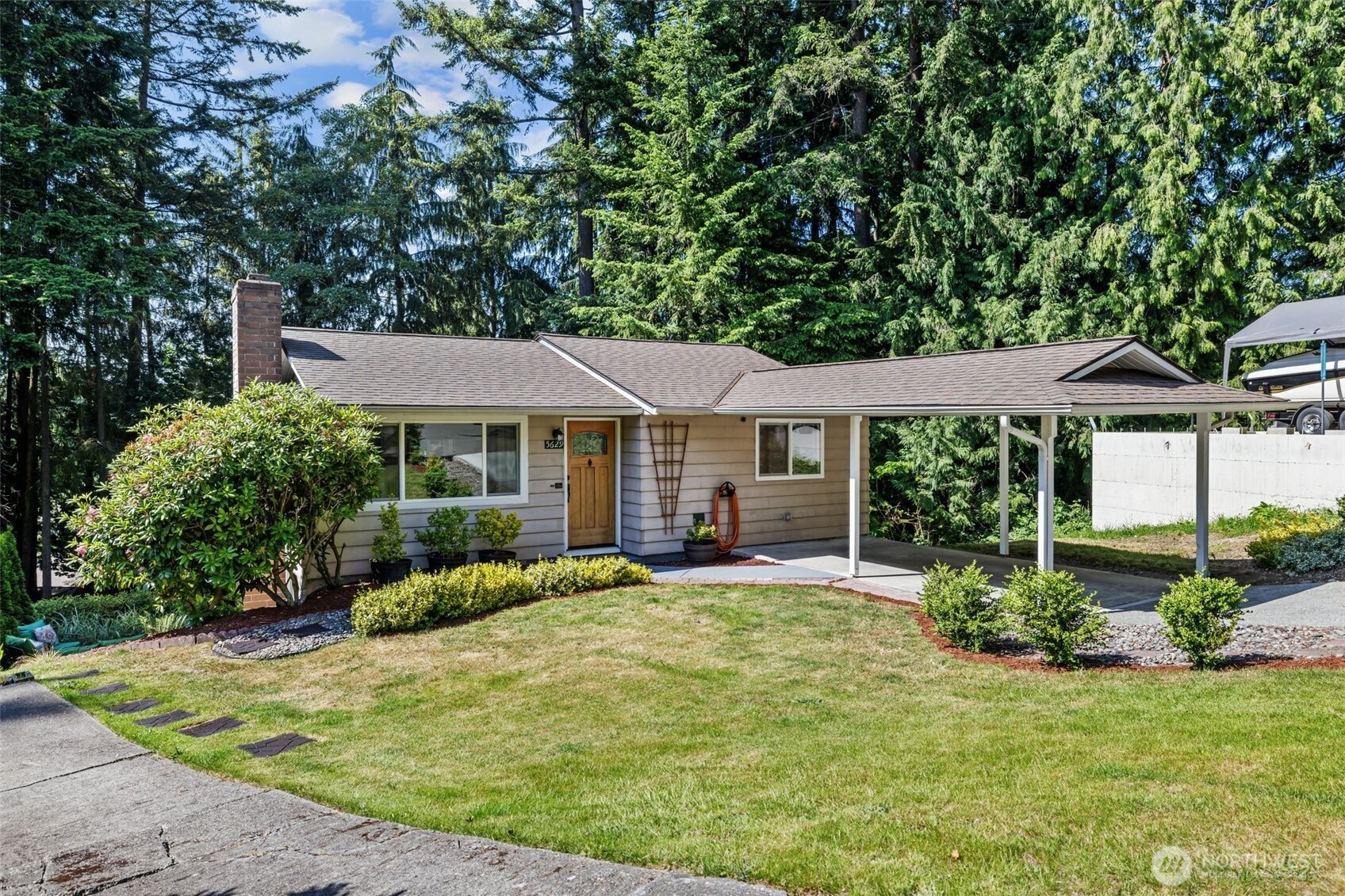 5629 146th Street Southwest Edmonds, WA 98026 - Photo 1 of 40 Gallery Image 1