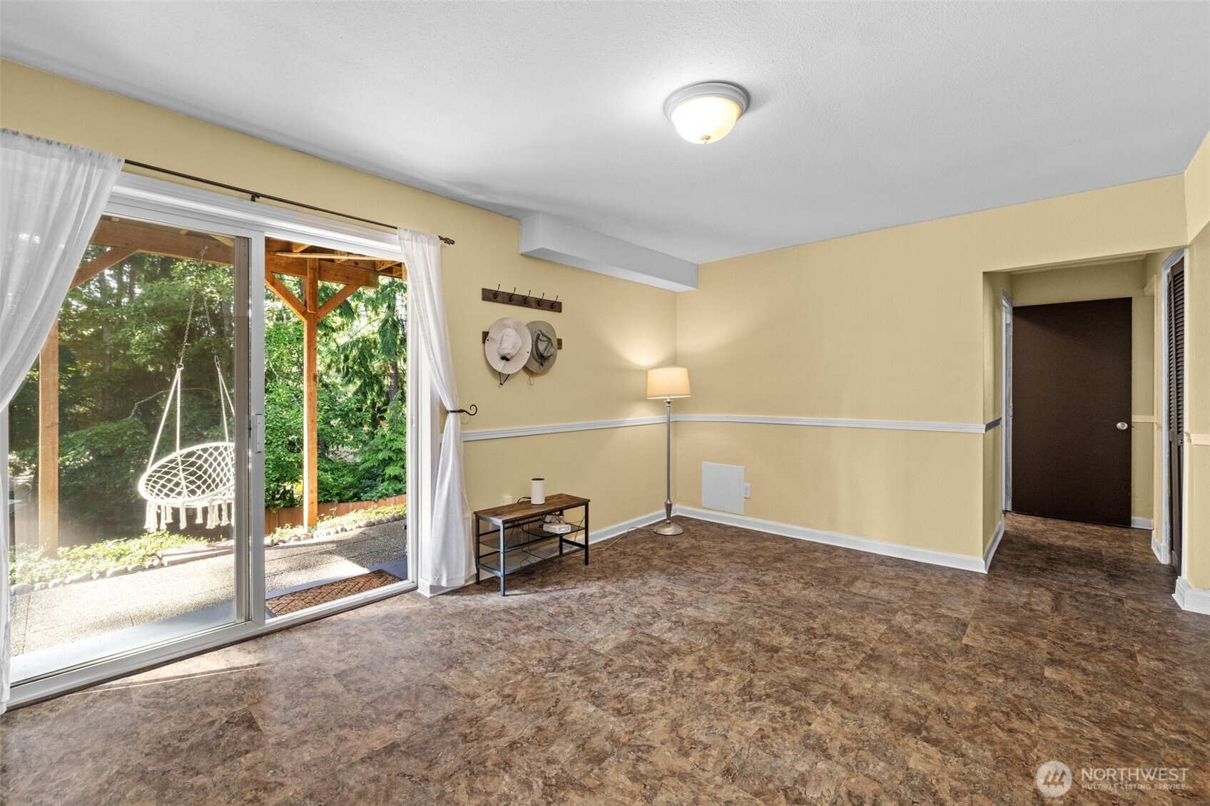5629 146th Street Southwest Edmonds, WA 98026 - Photo 25 of 40 Gallery Image 25