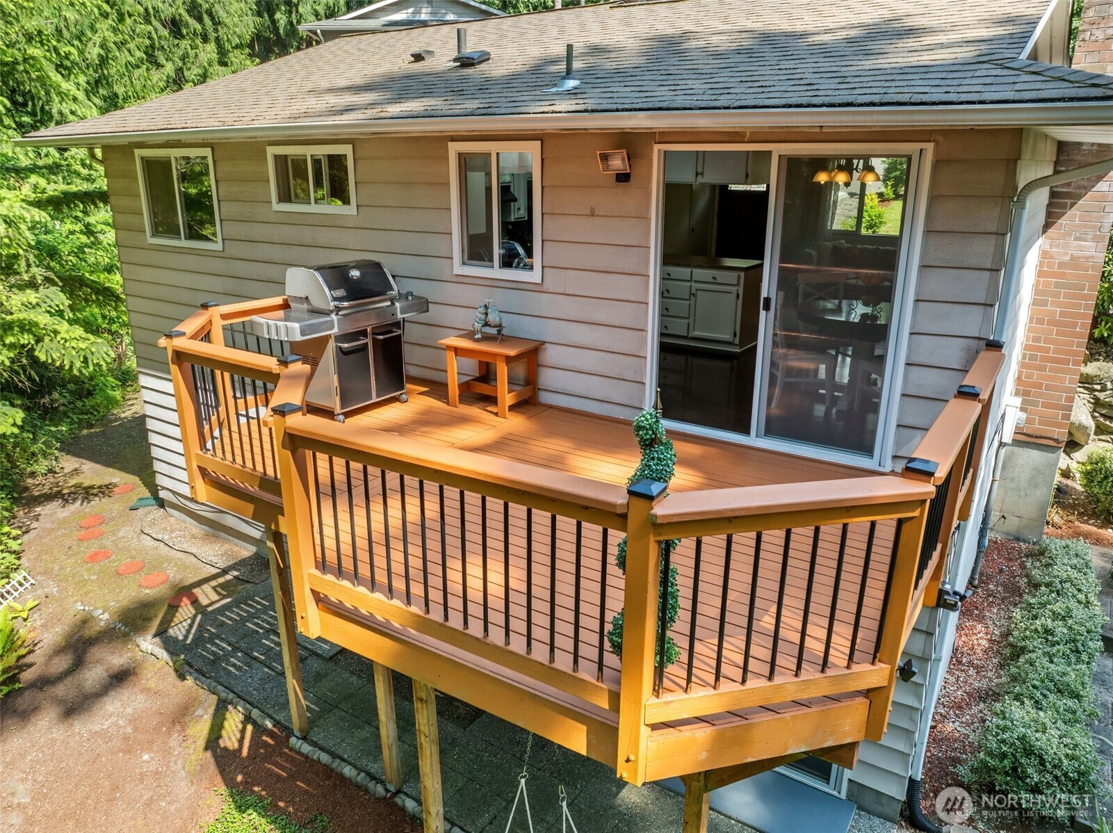5629 146th Street Southwest Edmonds, WA 98026 - Photo 34 of 40 Gallery Image 34