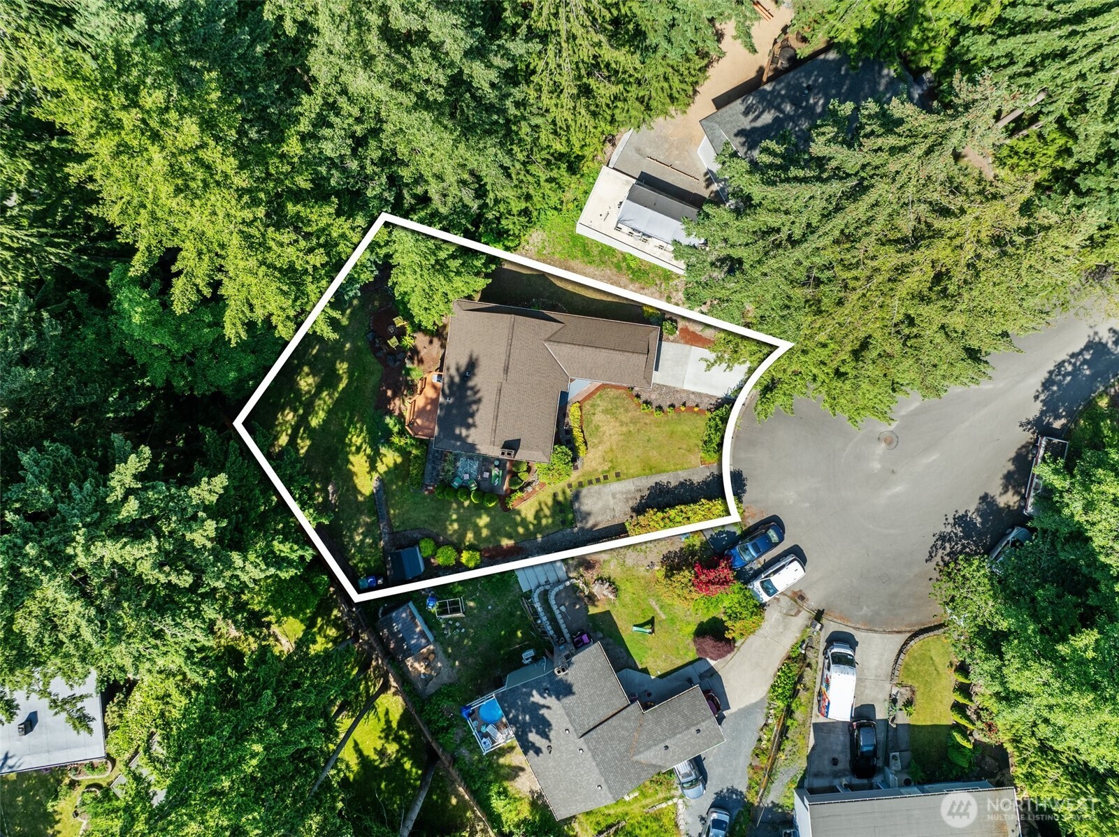 5629 146th Street Southwest Edmonds, WA 98026 - Photo 35 of 40 Gallery Image 35